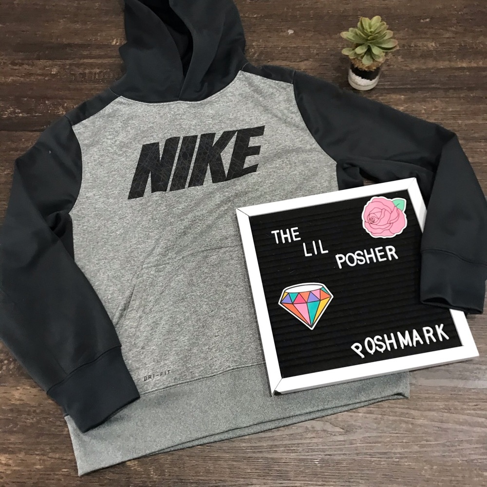 Nike gray and black hoodie size M
